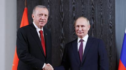 Çin'de diplomasi trafiği: Cumhurbaşkanı Erdoğan Putin ile görüşüyor