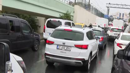 Okullar açılıyor, tatilciler dönüyor: İstanbul Otogarı’nda yoğunluk başladı!