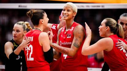 Filenin Sultanları finalde! Japonya'yı parkeye gömdük: 3-1
