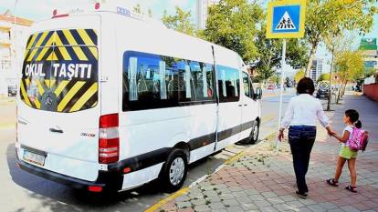 Okul servisinde belirsizlik: Veliler çocuklarını kendileri aldı!