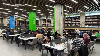 Gücünü gençlerden alıyor: Halk Kütüphanesi ziyaretçi rekoru kırdı!