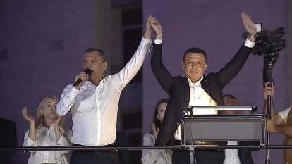 CHP lideri Özgür Özel'den Özgür Çelik'e tam destek: Hapis de yatsam onunla yatarım!