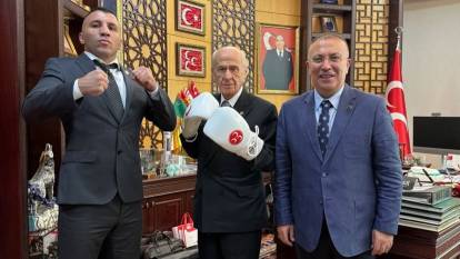 Boks Şampiyonu Avni Yıldırım'dan MHP lideri Devlet Bahçeli'ye ziyaret