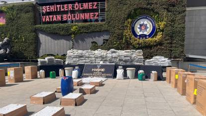 İstanbul'da dev uyuşturucu operasyonu: Yarım ton uyuşturucu, 1 milyondan fazla hap!