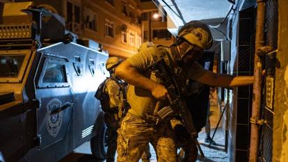 FETÖ'nün mahrem yapılanmasına 16 ilde ortak operasyon: 35 gözaltı