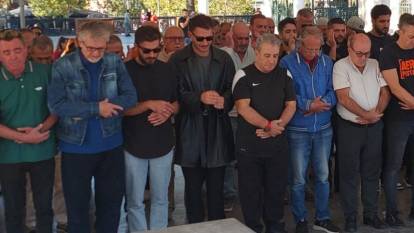 Ünlü oyuncu Uraz Kaygılaroğlu'nun acı günü!