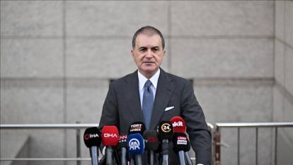 AK Parti Sözcüsü Ömer Çelik: Cumhurbaşkanımızın liderlerle buluşması kıymetlidir