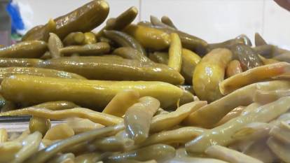 Bağışıklığını güçlendirmek isteyenler 'Turşucu Köyü'ne akın ediyor!