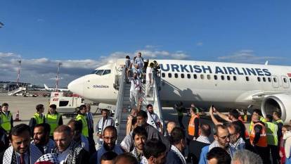 İstanbul Valiliği’nden Türk aktiviste “gözaltı” iddialarına ilişkin açıklama : Sadece kayıp başvurusu nedeniyle form düzenlendi