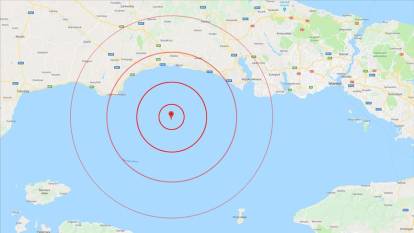 Marmara Denizi’nde 5 büyüklüğünde deprem! AFAD duyurdu, İstanbul’da panik yaşandı