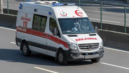 Öğretmenleri taşıyan minibüsü kaza yaptı: 11 kişi yaralandı