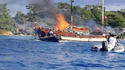Muğla'da korkutan tekne yangını!