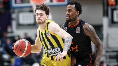Derbi heyecanı başlıyor! Galatasaray - Fenerbahçe basketbol maçı saat kaçta, hangi kanalda yayınlanacak?