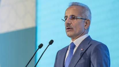 Bakan Uraloğlu'ndan Antalya’ya 241 milyar liralık yatırım açıklaması: Devam eden 11 projenin maliyeti 196 milyar lira