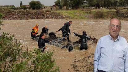 Foça'da sel felaketi: 144 kilogram yağış düştü, sel sularına kapılan 70 yaşındaki adam kayboldu