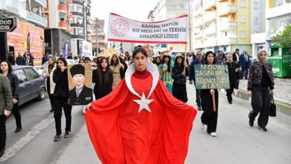 Osmaniye'de FISTIKFEST coşkusu: Üreticilerin emeği sergilendi!