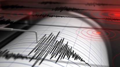 Sındırgı dün akşamdan beri beşik gibi sallanıyor: 4'ün üzerinde birçok deprem oldu