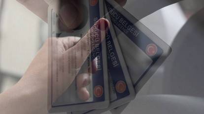 Son 3 gün! Eski ehliyetle araç kullanmak yasaklanıyor: Yenilemeyen 7 bin lira kaybedecek!