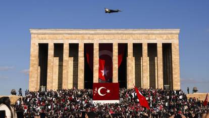 Cumhuriyetin 102. yılında Anıtkabir'e akın: 1 milyon 125 bin 311 kişi geldi