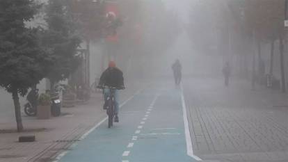 İstanbul bugüne sisli ve puslu başladı: Yağış yok, yurt genelinde sıcaklık artıyor