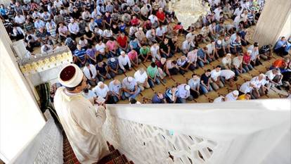 Ailede huzurun sırrı Cuma hutbesinde açıklandı! Diyanet’ten her eve mesaj gibi çağrı: Merhamet ve muhabbet