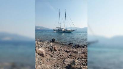 Bodrum’da panik anları! 41 metrelik lüks yelkenli “Aegean Clipper” karaya oturdu!