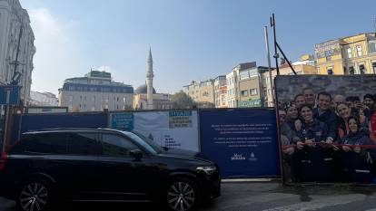 İBB’nin yıktığı otoparklar 5 yıldır tamamlanamadı: Ticaretin merkezi Karaköy ve Mercan’da esnaf dükkan kapatıyor