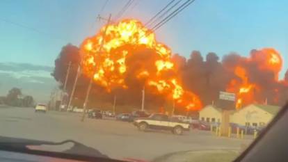 Kargo uçağı kalkış sonrası yerleşim yerine düştü, facia yaşandı: 7 kişi can verdi, 11 kişi yaralandı