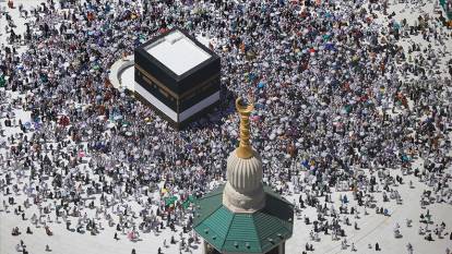 84 bin kişi kutsal yolculuğa çıkıyor! 2026 Hac kura çekimi tamamlandı: Yüzbinlerce aday gözünü 20.00’e çevirdi