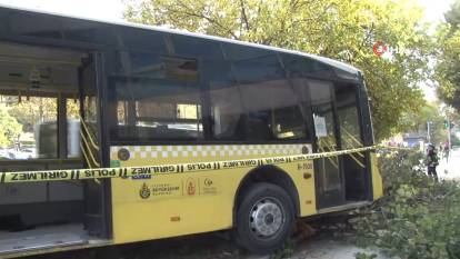 İETT şoförü sefer esnasında kalp krizi geçirdi: Yolcuların olduğu araç kaldırıma çıktı