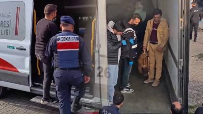 81 ilde operasyon! 29 organizatör 687 kaçak göçmen yakalandı