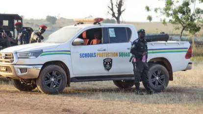 Okuldan kaçırılan 24 kız öğrenci kurtarıldı!