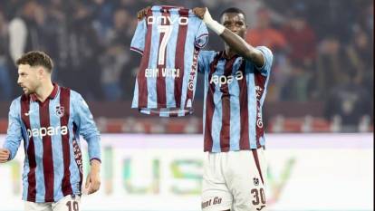Trabzonspor, Konyaspor'u 3-1 yenerek zirve yarışını sürdürdü