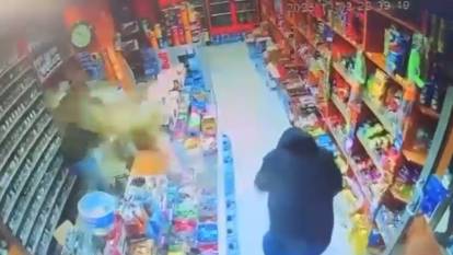 Bağcılar'da emlakçı dehşeti! Babasıyla husumet yaşadı, oğlunu vurdu