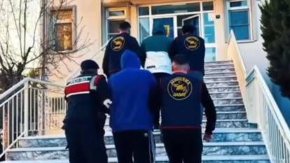 Söke’de silahlı paylaşım yapan şahıslara operasyon: 4 gözaltı