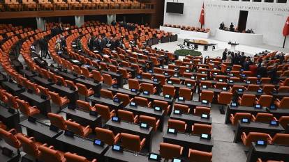 CHP Genel Başkanı Özel’in de aralarında bulunduğu 7 milletvekili hakkında 10 dokunulmazlık dosyası TBMM’de