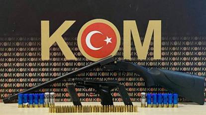Silah tacirlerine operasyon: Çok sayıda silah ve mühimmat ele geçirildi