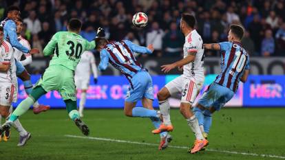 Heyecan dolu derbide Trabzonspor ile Beşiktaş 3-3 berabere kaldı