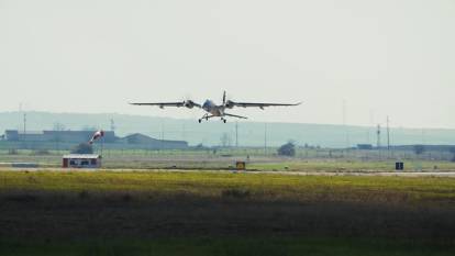 Bayraktar AKINCI'dan fırlatılan TÜBİTAK SAGE'nin milli mühimmatları hedefi tam isabetle vurdu