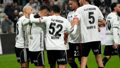 Beşiktaş evinde Çaykur Rizespor'u tek golle geçti, devre arasına 3 puanla girdi