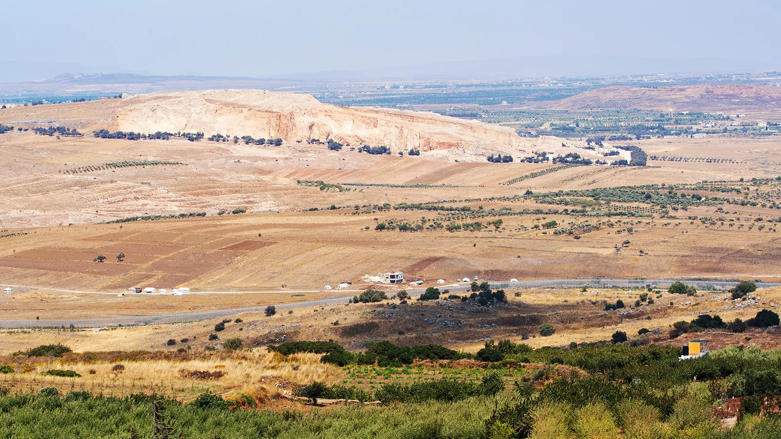 golan-heights-border-syrian-israeli.webp