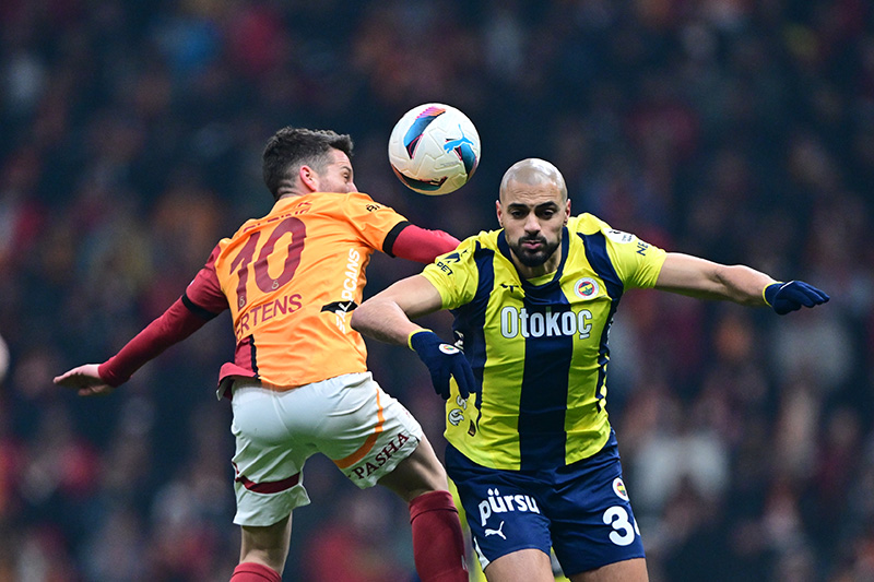 aa-20250224-37157311-37157305-galatasaray-fenerbahce.jpg