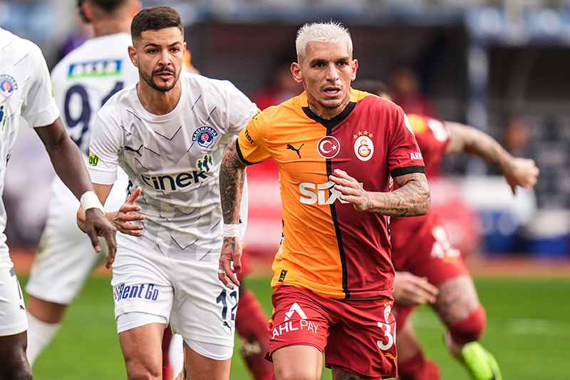 aa-20250302-37218108-37218103-kasimpasa-galatasaray.jpg