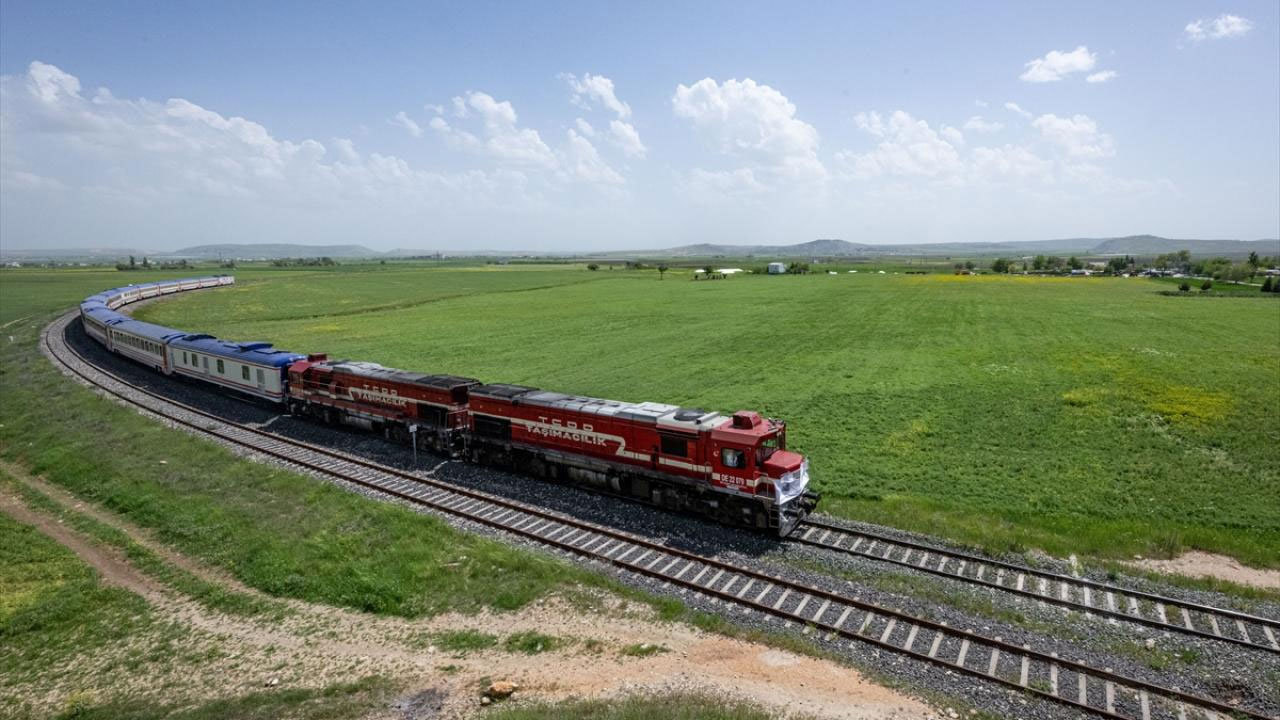 ekspres1.jpg