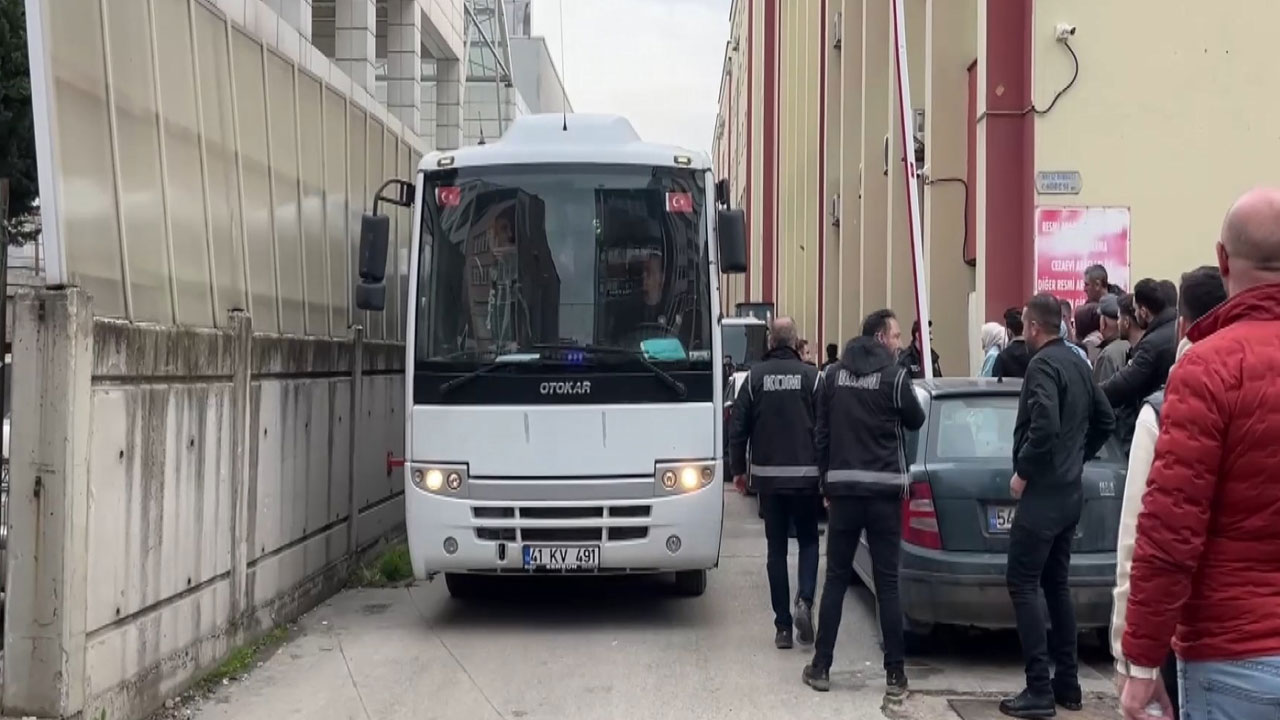 polis2.jpg