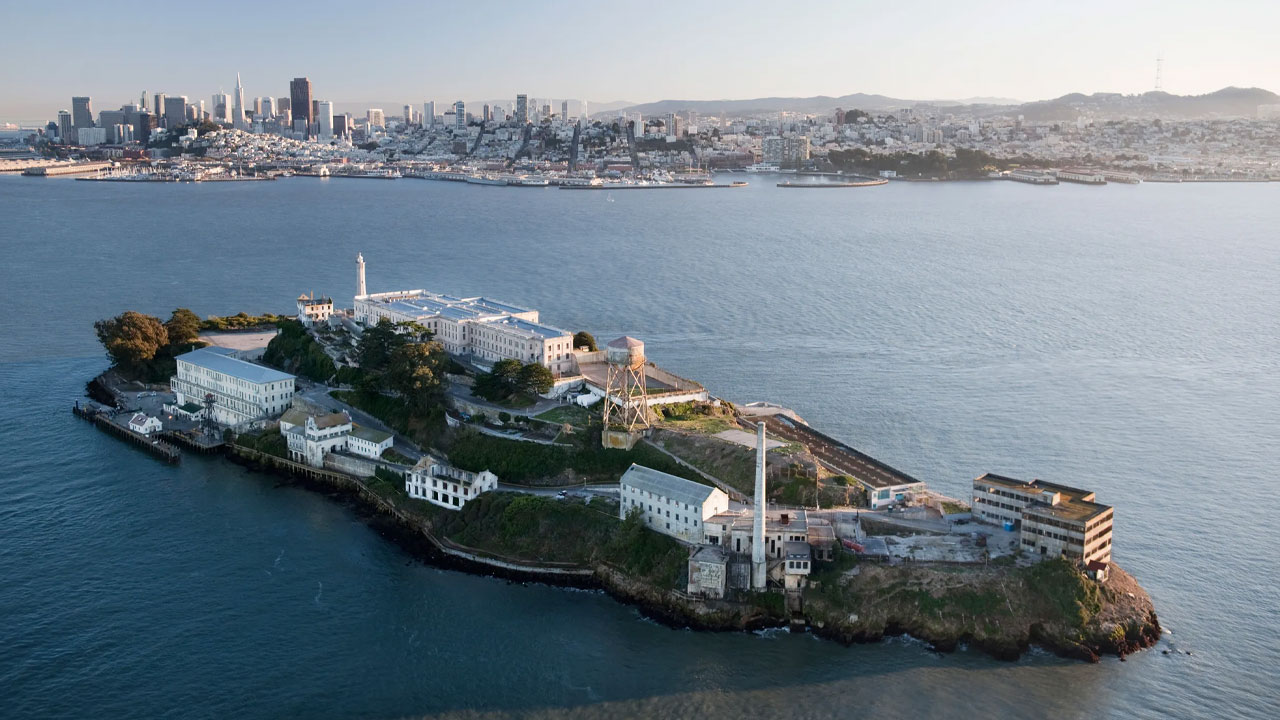 alcatraz1.jpg