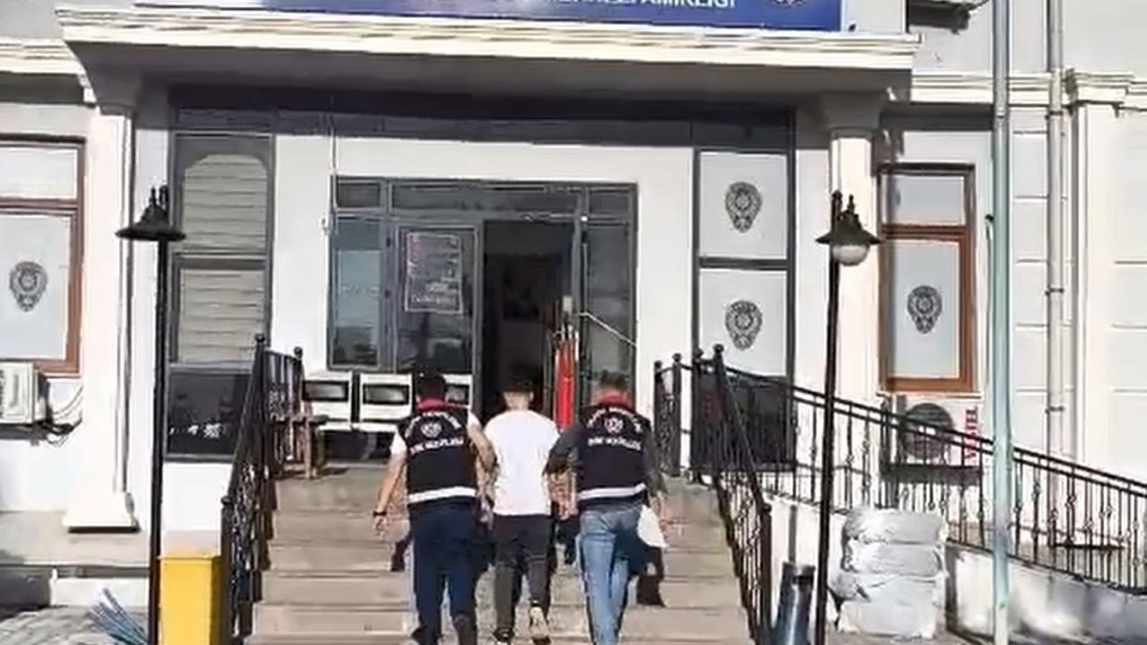 polis.jpg