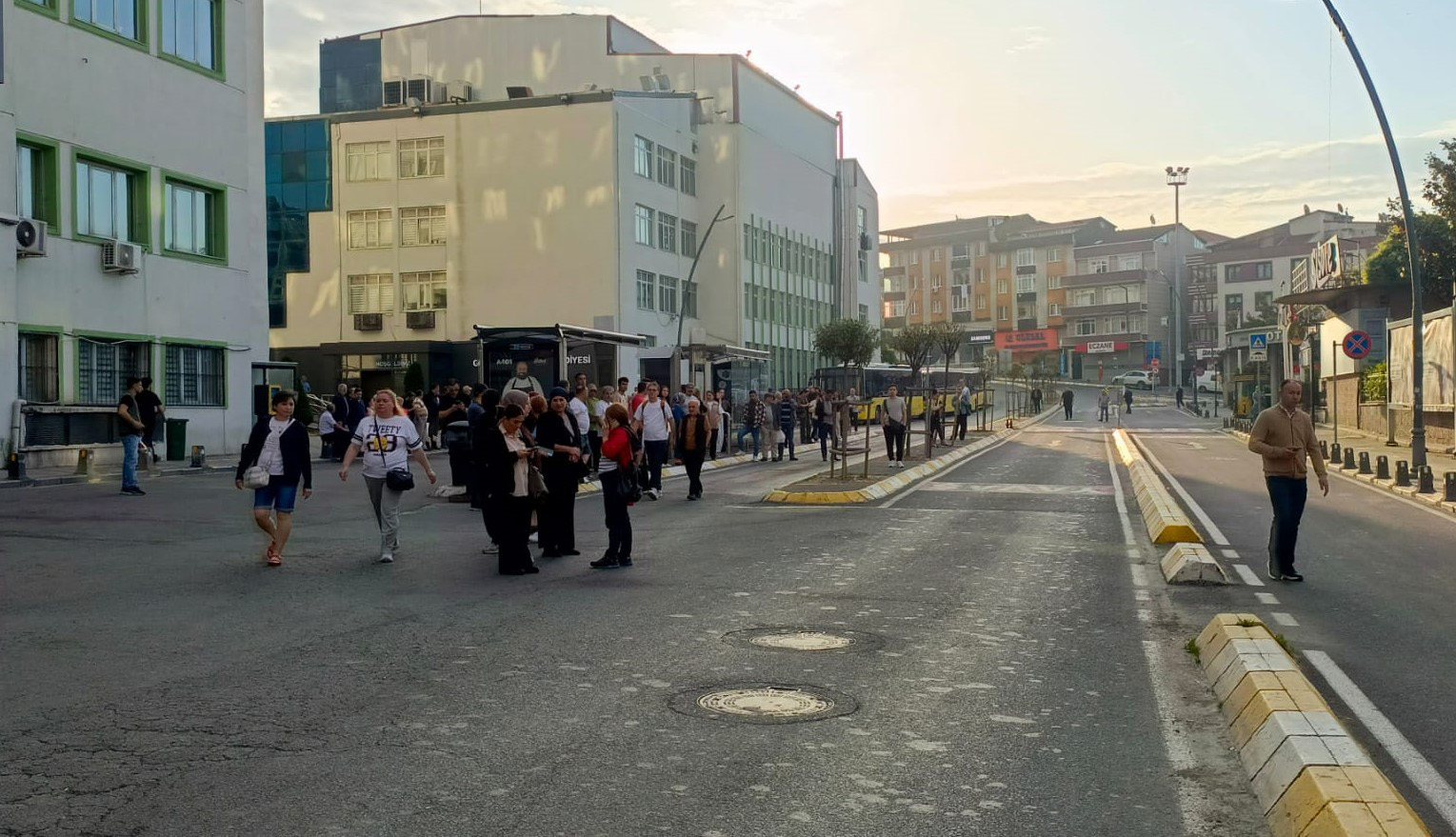 istanbul-istanbulda-halk-otobusleri-k-725686-214473.jpg