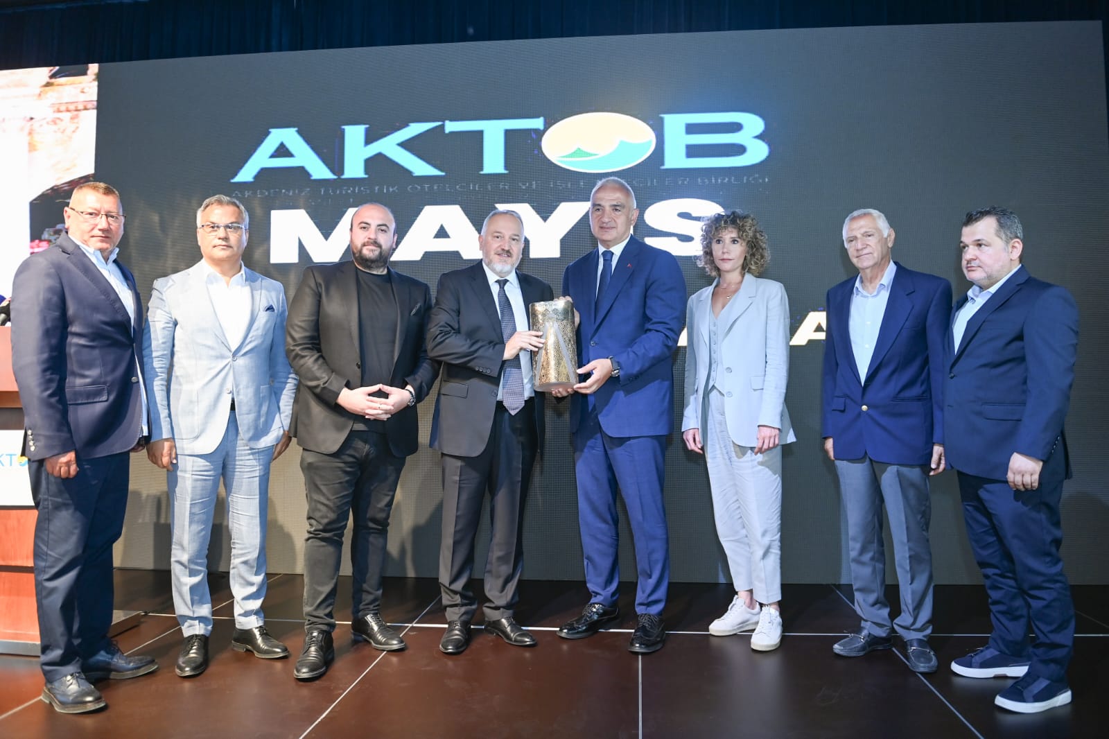 aktob1.jpg