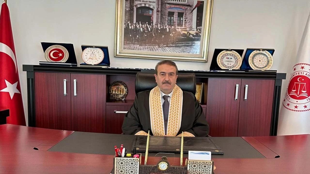 bulent-kufudur-kimdir-uwux.jpg